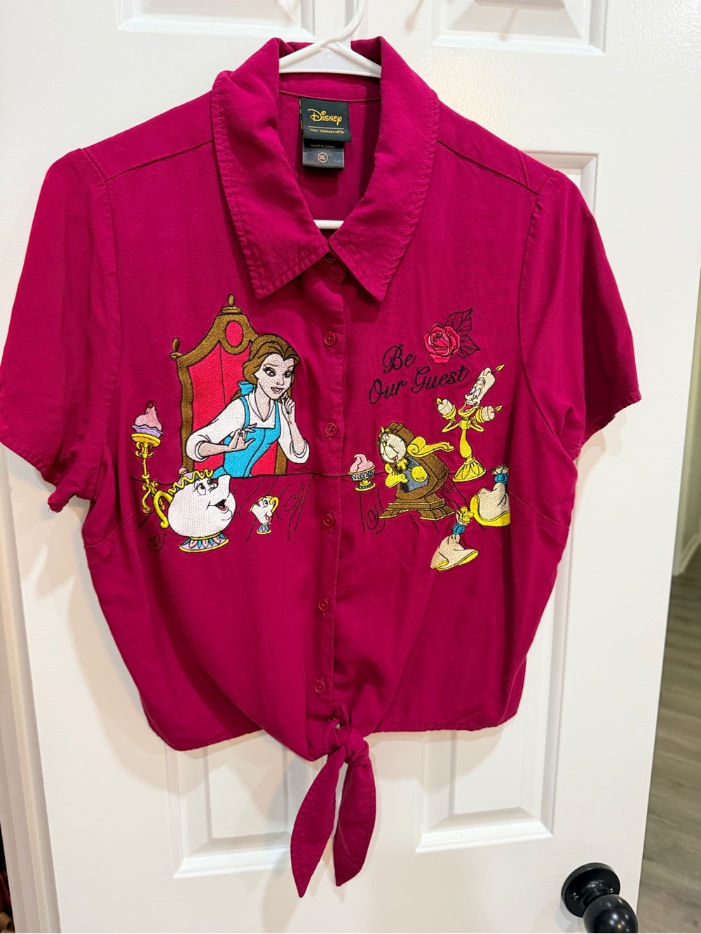 Disney beauty & the beast “ be our guest”blouse in a XL woman